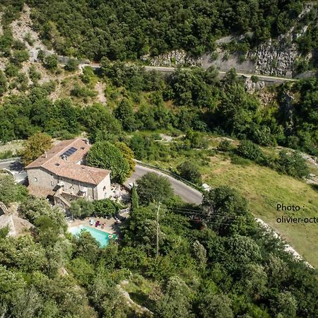 Bed and Breakfast Domaine De La Carriere Sumene Экстерьер фото