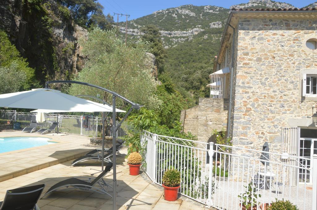 Bed and Breakfast Domaine De La Carriere Sumene Экстерьер фото