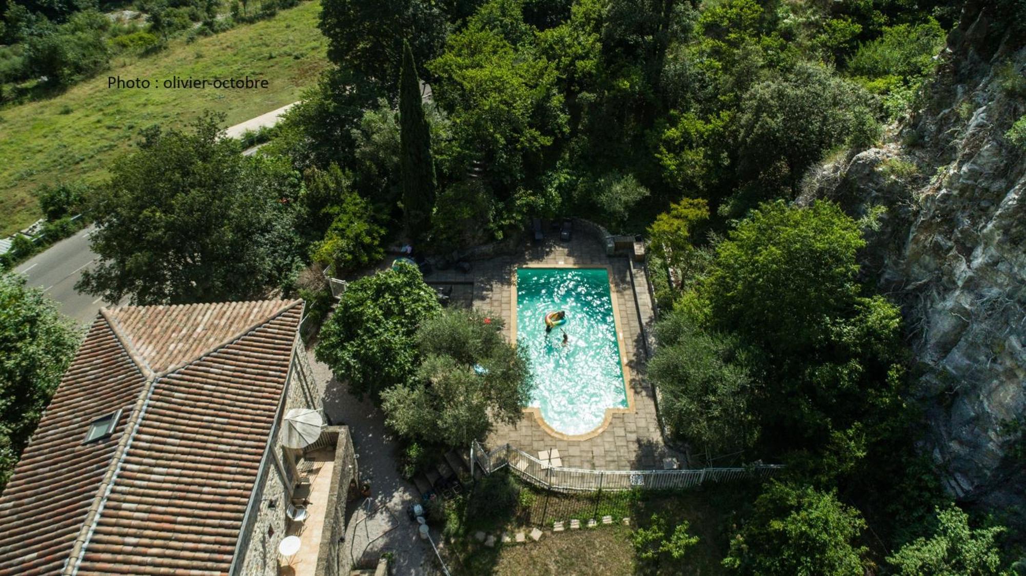 Bed and Breakfast Domaine De La Carriere Sumene Экстерьер фото